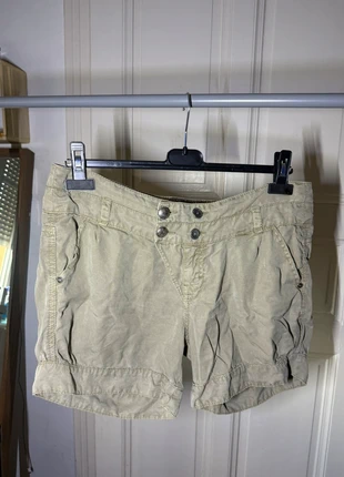 Short cargo kaki Bershka, marque: Bershka, état: Bon état, taille: L / 40 / 12, 3,00 €, 3,85 € Protection acheteurs incluse