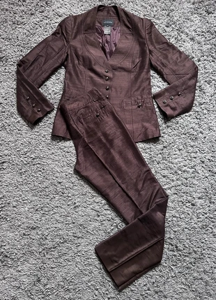 Vintage Savage Silk Jacket and Pant, brand: Vintage Dressing, condition: Very good, size: M / 38 / 10, €60.00, €63.70 includes Buyer Protection Pro