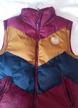 Chaquetón sin mangas, marque: Kids El Corte Inglés, état: Très bon état, taille: 13 ans / 158 cm, 4,00 €, 4,90 € Protection acheteurs incluse