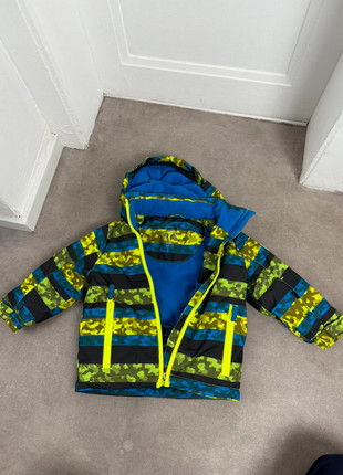 Veste de ski enfant / McKinley / 2 ans / quasi neuf, marca: McKinley, estado: Muito bom, tamanho: 24-36 meses / 92 cm, €22.00, €23.80 inclui Proteção do Comprador Pro