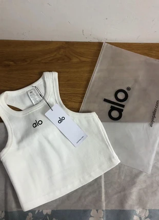 Alo yoga bluzka, marke: Alo Yoga, zustand: Neu, mit Etikett, größe: S / 36 / 8, 28,10 €, 30,21 € inklusive Vinted-Käuferschutz