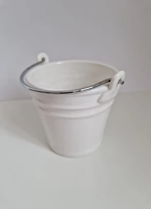 Sandra Rich porcelain mini bucket // white vase planter // serving fries, breadsticks, snacks, brand: sandra rich, condizioni: Ottime, €5.00, €5.95 include la Protezione acquisti