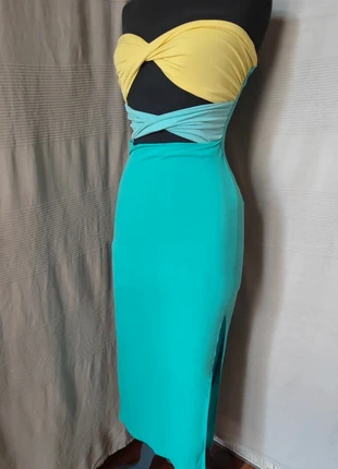 Robe sirène RECC jaune et bleue, marque: RECC, état: Neuf sans étiquette, taille: S / 36 / 8, 30,00 €, 32,20 € Protection acheteurs incluse