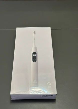 Spazzolino elettrico, brand: Oclean, condizioni: Nuovo con cartellino, €38.00, €40.60 include la Protezione acquisti