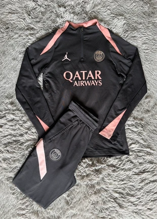 Ensemble PSG, brand: Nike, condition: Very good, size: 12 years / 152 cm, €42.50, €45.33 includes Buyer Protection