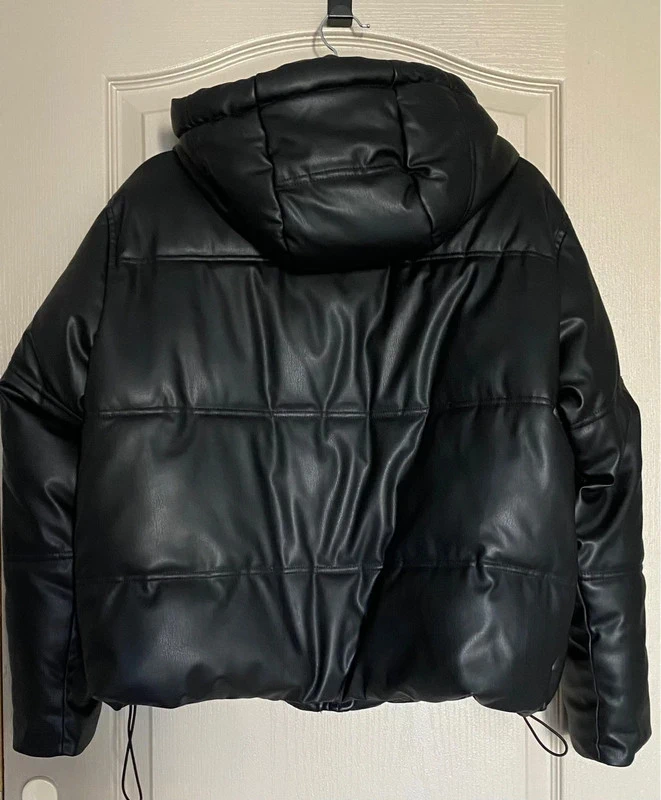 Doudoune en similicuir Zara taille S- 36 - photo numéro 2
