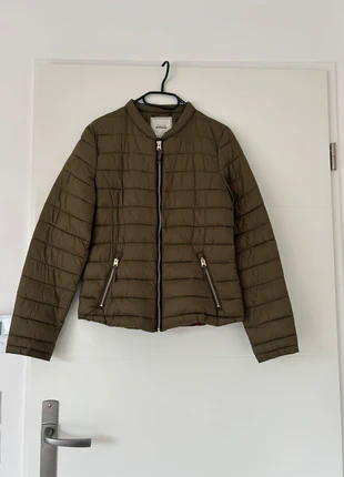 Doudoune femme kaki, marque: Pimkie, état: Très bon état, taille: S / 36 / 8, 9,00 €, 10,15 € Protection acheteurs incluse