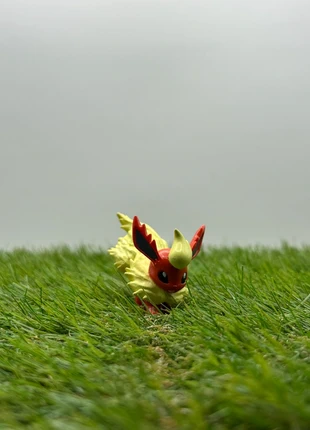 Figurine pokemon, merk: Pokémon, staat: Heel goed, maat: Prematuur, tot 44 cm, € 4,99, € 5,94 inclusief Kopersbescherming Pro