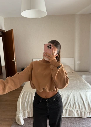 Felpa The Lulù cropped collo alto dolcevita, marke: The Lulù, zustand: Neu, größe: Einheitsgröße, 13,00 €, 14,35 € inklusive Vinted-Käuferschutz