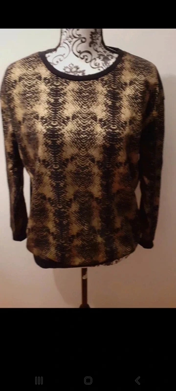 Pull vendu à l unité ou en lot - photo numéro 12