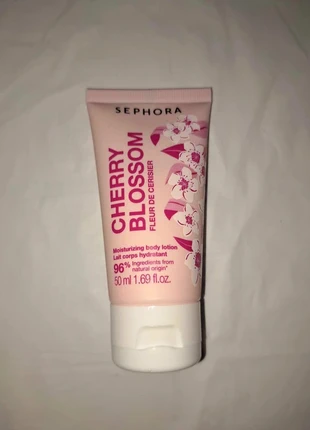 Lait Corps Hydratant Fleur de Cerisier - Sephora Neuf, marke: Sephora, zustand: Neu, mit Etikett, 2,00 €, 2,80 € inklusive Vinted-Käuferschutz