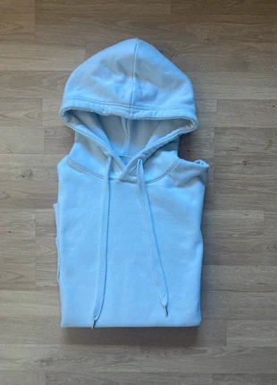Pull à capuche bershka blanc taille M, marque: Bershka, état: Très bon état, taille: M, 10,00 €, 11,20 € Protection acheteurs incluse