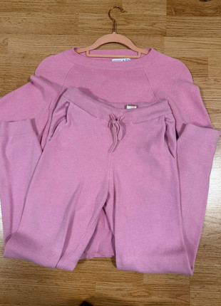 Primark Zweiteiler in Rosa, marke: Primark, zustand: Sehr gut, größe: S / 36 / 8, 13,00 €, 14,35 € inklusive Vinted-Käuferschutz