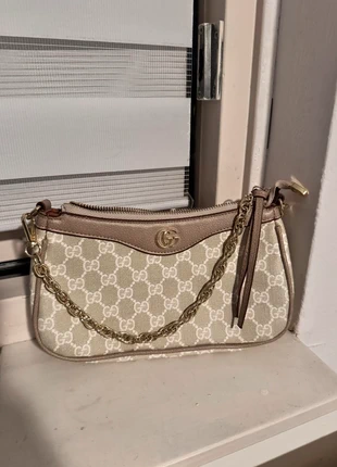 Beige tasje, marque: geen merk, état: Très bon état, 55,00 €, 58,45 € Protection acheteurs incluse