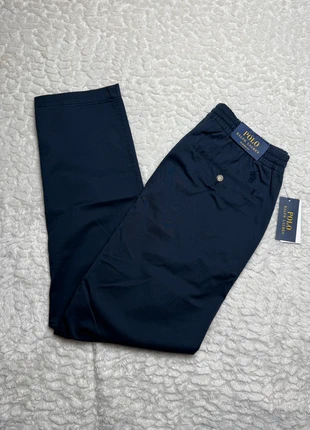 Pantalon Ralph Lauren bleu marine • Taille M • Neuf, marque: Ralph Lauren, état: Neuf avec étiquette, taille: M, 100,00 €, 105,70 € Protection acheteurs (Pro) incluse