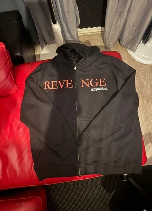 My Chemical Romance hoodie revenge, marque: My Chemical Romance, état: Très bon état, taille: M, 75,00 €, 79,45 € Protection acheteurs incluse