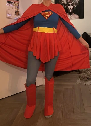 Carnaval outfit, merk: Outfit, staat: Heel goed, maat: S / 36 / 8, € 9,00, € 10,15 inclusief Kopersbescherming