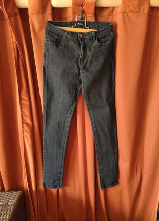 Jeans noir taille 38 Influx, marke: Influx, zustand: Neu, größe: M / 38 / 10, 5,00 €, 5,95 € inklusive Vinted-Käuferschutz
