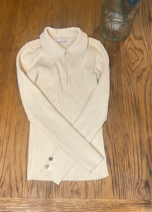 Long sleeve v neck- size 8, brand: Michelle Keegan, condition: Very good, size: S / 36 / 8, €25.00, €26.95 includes Buyer Protection