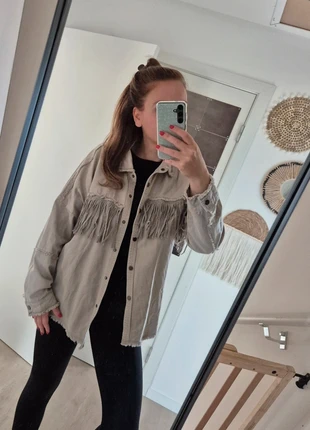 Beige blouse / jackje Zara, merk: Zara, staat: Heel goed, maat: M / 38 / 10, € 10,00, € 11,20 inclusief Kopersbescherming