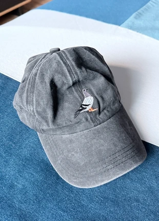 Washed black pigeon cap, marque: Pigeon, état: Neuf sans étiquette, taille: Taille unique, 9,00 €, 10,15 € Protection acheteurs incluse