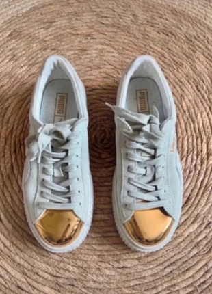 Puma – Suede grises et dorées en daim – Pointure 39 – Neuves, marke: Puma, zustand: Neu, größe: 39, 15,00 €, 16,45 € inklusive Vinted-Käuferschutz