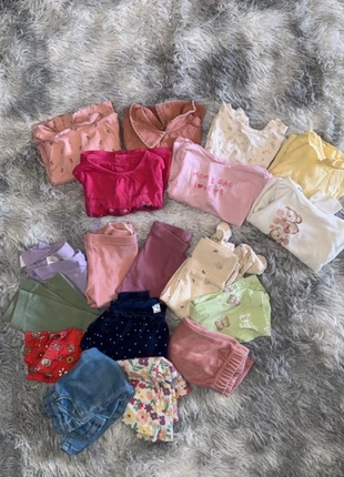 Set abbigliamento bamhina 3/6 mesi 18 pezzi, brand: Set, condizioni: Ottime, taglia: 3-6 mesi / 62 cm, €6.00, €7.00 include la Protezione acquisti