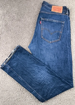 24. Jeans Levi's 501 - Homme - W32 L32 - Bleu/Marine, brand: Levi's, condition: Very good, size: W32, €30.00, €32.20 includes Buyer Protection Pro