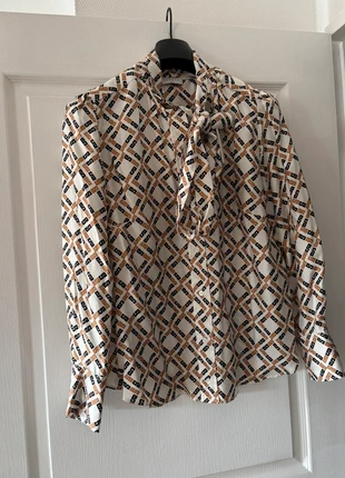 Blouse lavallière en soie Sandro neuve avec étiquette, merk: Sandro, staat: Nieuw met prijskaartje, maat: L / 40 / 12, € 79,00, € 83,65 inclusief Kopersbescherming