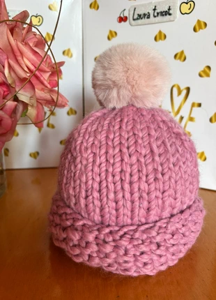 Berretta in lana fatta a mano, brand: Laura tricot, condizioni: Nuovo con cartellino, taglia: Taglia unica, €29.00, €31.15 include la Protezione acquisti