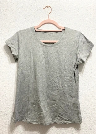 Camiseta gris, marca: Boutique Parisienne, estado: Novo sem etiquetas, tamanho: L / 40 / 12, €9.00, €10.15 inclui Proteção do Comprador