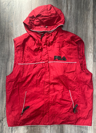 Fila Red Hooded Windbreaker Vest, marque: FILA, état: Très bon état, taille: XXL, 12,00 €, 13,30 € Protection acheteurs incluse