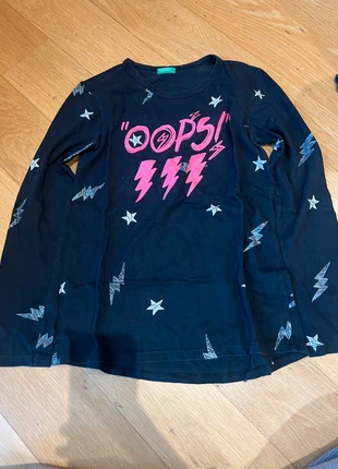 Maglietta maniche lunghe bambina, brand: Benetton, condizioni: Ottime, taglia: 9 anni / 134 cm, €3.00, €3.85 include la Protezione acquisti