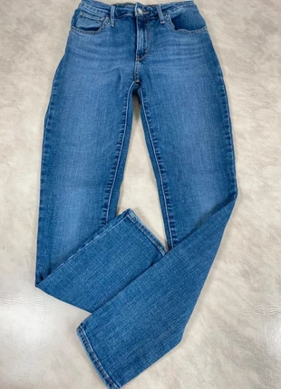 🔵 Levi’s 721 High Rise Skinny – Jean Bleu Authentique – Taille W26 (équiv. 36 femme), brand: Levi Strauss & Co., condition: Very good, size: S / 36 / 8, €28.00, €30.10 includes Buyer Protection Pro