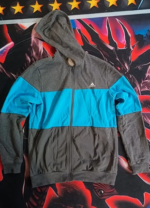 Felpa Adidas, merk: adidas, staat: Nieuw zonder prijskaartje, maat: M, € 20,00, € 21,70 inclusief Kopersbescherming