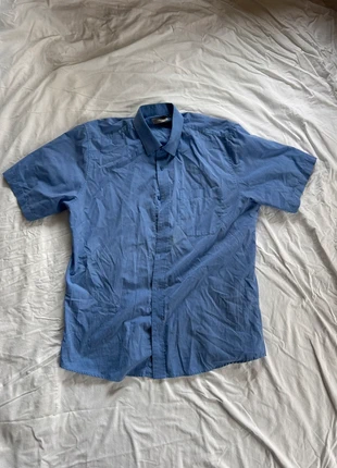 Blue Short Sleeved shirt, condition: Very good, size: XL, £3.00, £3.85 includes Buyer Protection