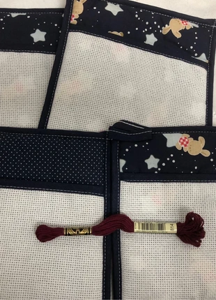 4 presine punto croce +1 matassina in regalo, merk: Aida, staat: Nieuw zonder prijskaartje, € 4,80, € 5,74 inclusief Kopersbescherming