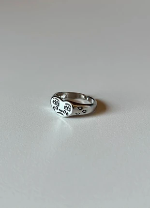 Bague argentée grunge Y2K – Statement ring design unique streetwear, marke: CHROME, zustand: Neu, mit Etikett, größe: Größenverstellbar, 11,90 €, 13,20 € inklusive Vinted-Käuferschutz