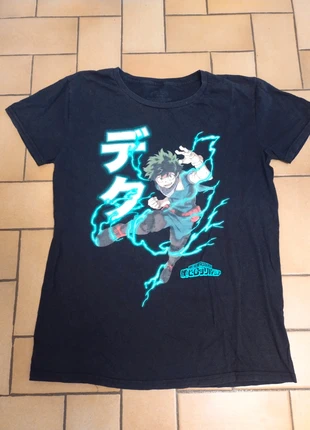 Tee shirt my hero acadomia, staat: Goed, maat: XS, € 2,00, € 2,80 inclusief Kopersbescherming