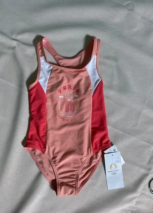 Swimming dress, marke: boutique.paris2024org, zustand: Neu, mit Etikett, größe: 4 Jahre / 104, 9,00 €, 10,15 € inklusive Vinted-Käuferschutz