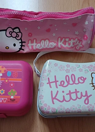 Lot Hello Kitty, marque: Hello Kitty, état: Très bon état, taille: 3 ans / 98 cm, 5,00 €, 5,95 € Protection acheteurs incluse