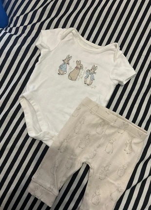 Neutral baby Peter rabbit outfit, brand: Little Nutmeg, condition: Very good, size: 1-3 months / 56 cm, £3.00, £3.54 includes Buyer Protection