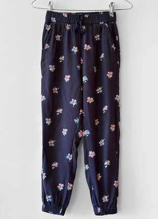 🌸 H&M - Calça fresca Menina Girl Pants Pantalones Pantaloni Pantalon Menina Fille Niña Bambina 6 7, marca: H&M, estado: Bom, tamanho: 7 anos / 122 cm, €6.00, €7.00 inclui Proteção do Comprador