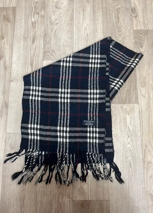 Écharpe Burberry bleu marine, merk: Burberry, staat: Heel goed, € 32,00, € 34,30 inclusief Kopersbescherming