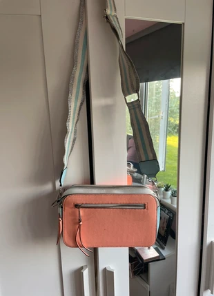 Handbag, brand: Dunnes Stores, condition: Very good, €8.00, €9.10 includes Buyer Protection