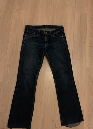 Jean taille basse bleu foncé, état: Bon état, taille: S / 36 / 8, 5,00 €, 5,95 € Protection acheteurs incluse