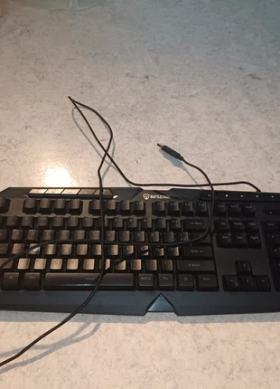 Clavier rgb, brand: Battletron, condition: Good, €11.00, €12.25 includes Buyer Protection