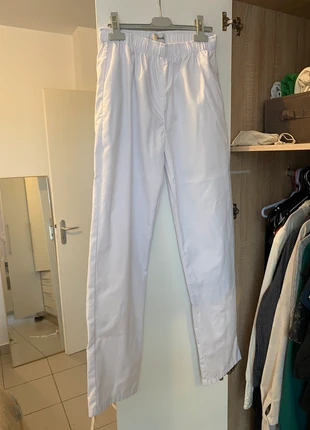 Pantalon blanc, marque: Manelli, état: Neuf sans étiquette, taille: M / 38 / 10, 10,00 €, 11,20 € Protection acheteurs incluse