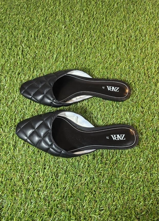 Mules noires matelassées Zara élégantes chic confortables femme Taille 37, marca: Zara, estado: Muito bom, tamanho: 37, €15.00, €16.45 inclui Proteção do Comprador Pro