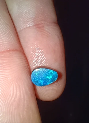 Superbe opale doublet australienne 1,20 carats 7x5x4 mm, marque: opale, état: Très bon état, 12,00 €, 13,30 € Protection acheteurs incluse